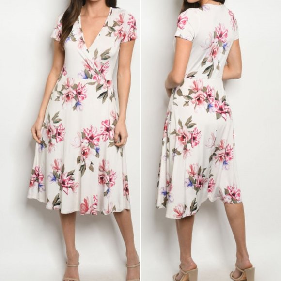 Trend Setter Diva Boutique Dresses & Skirts - IVORY FLORAL MIDI DRESS